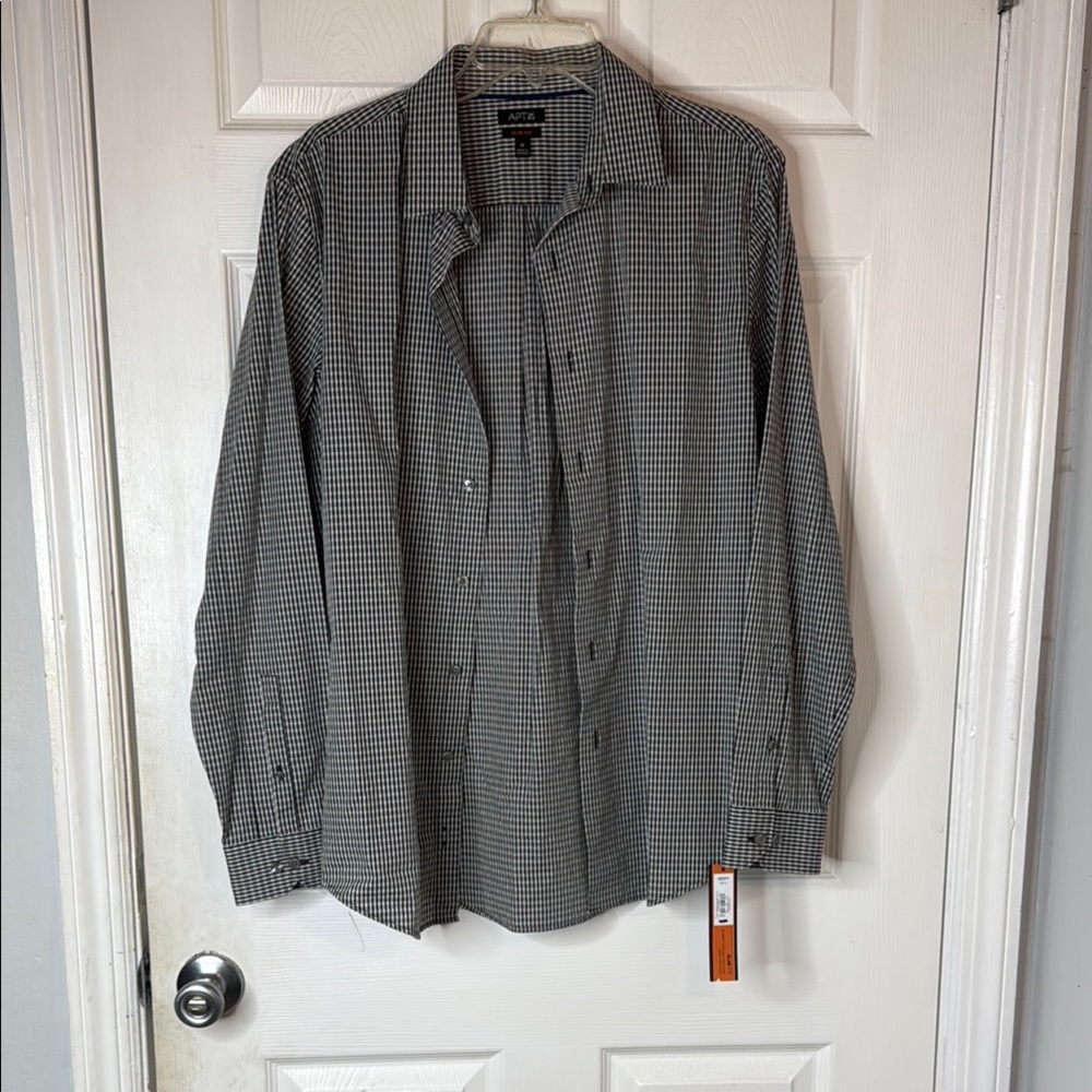 Kohl's (Apt.9) Black and White Plaid Slim Fit Shirt